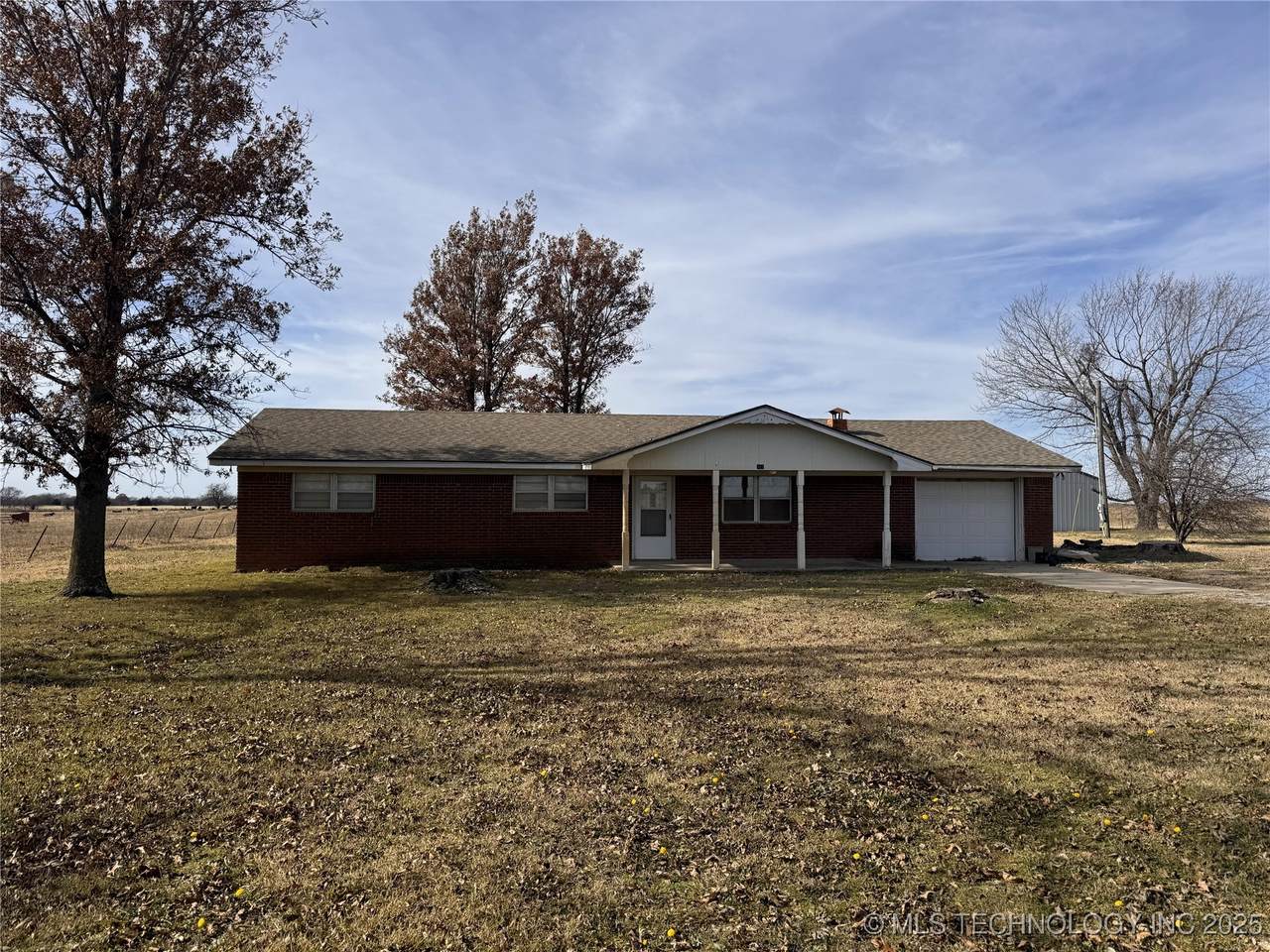 311 Jack Rabbit Road - Photo 1