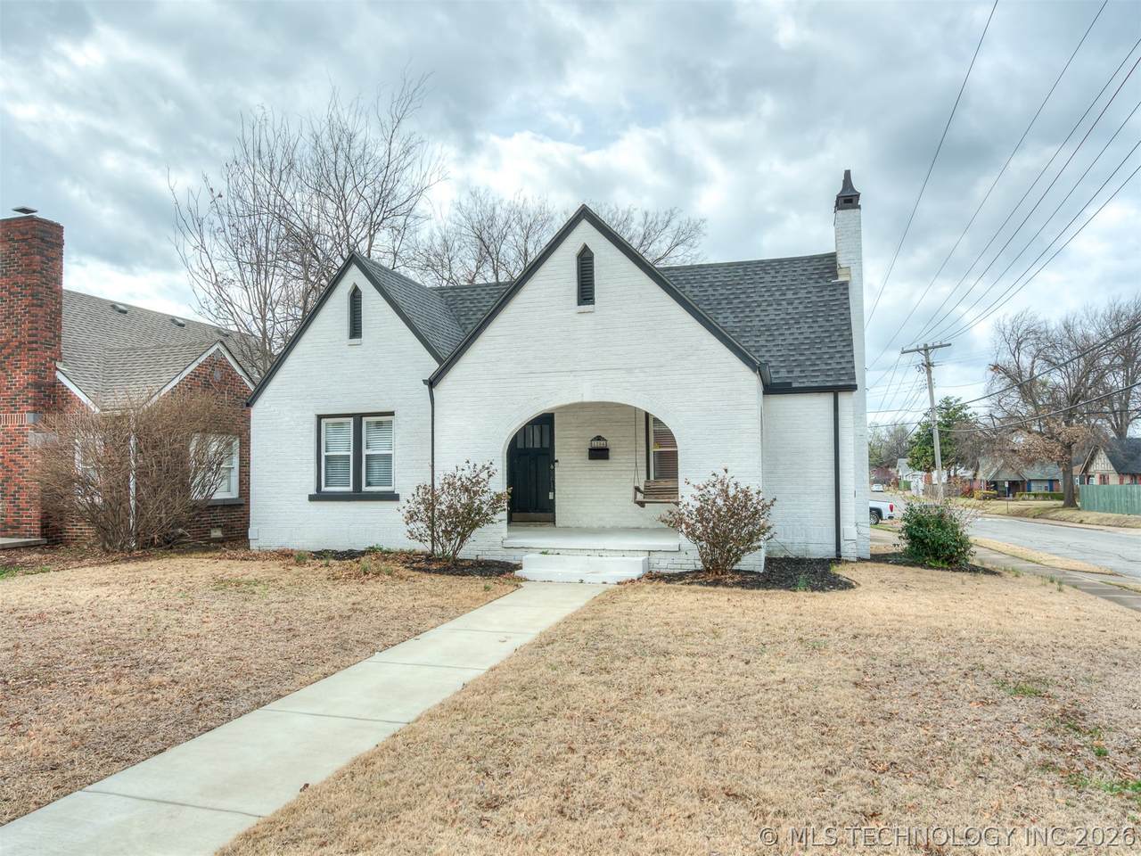 1204 Columbia Avenue - Photo 1