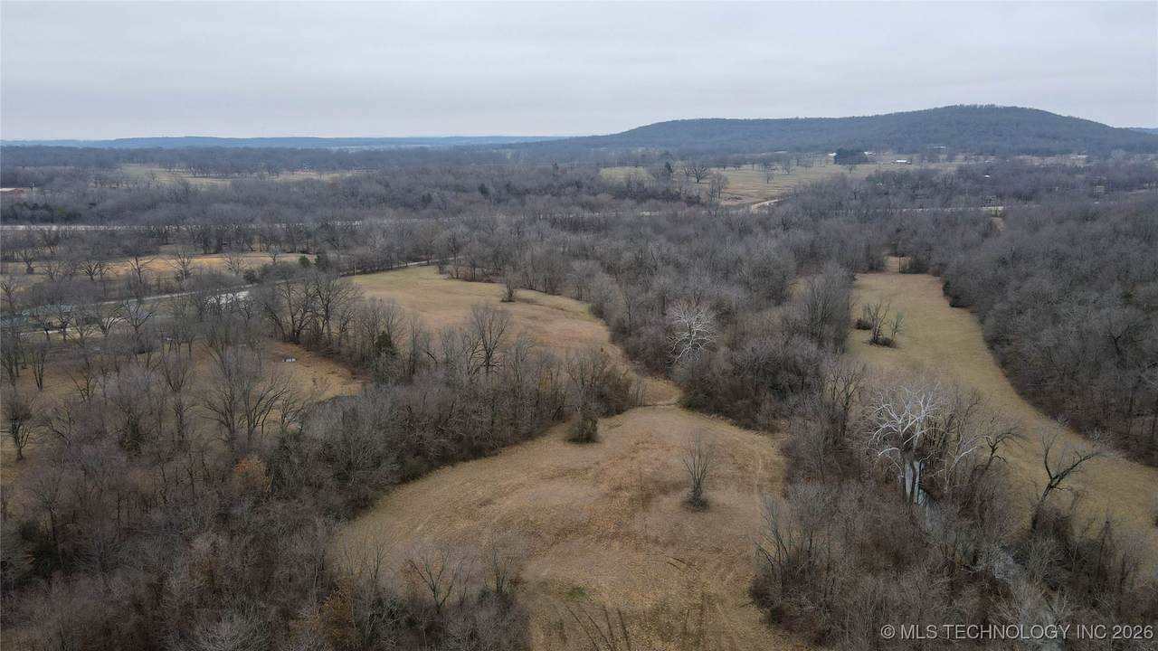  810 Road - Photo 1