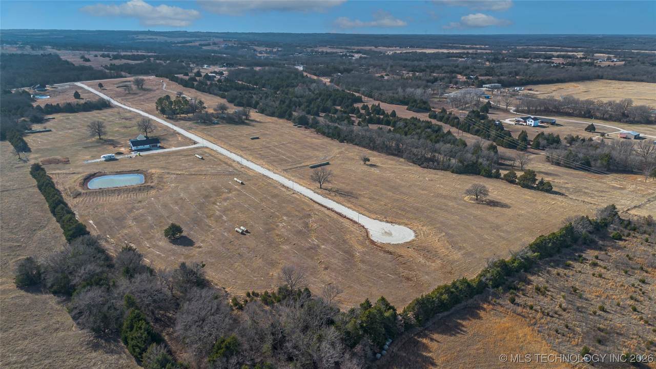  County Road 1570 - Photo 1