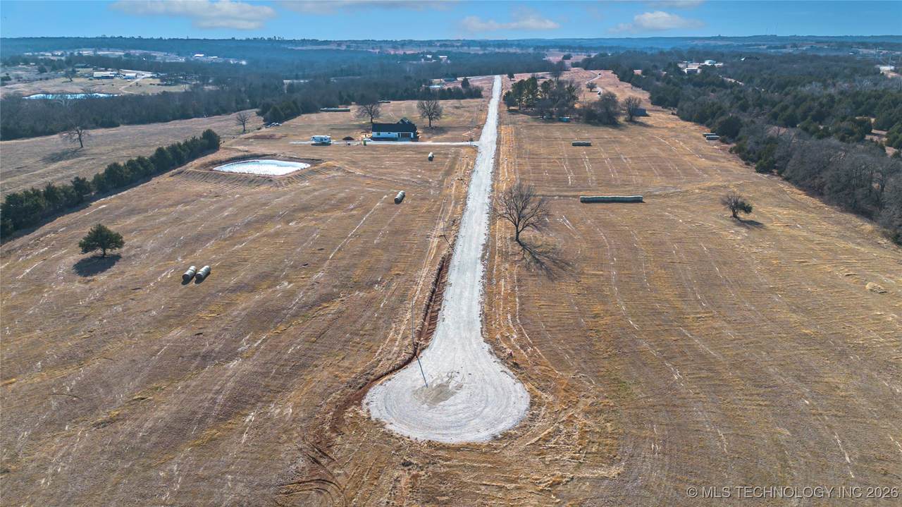  County Road 1570 - Photo 1