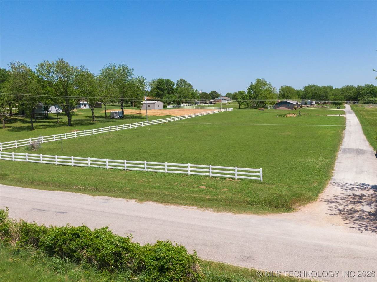 13016 County Road 1557 - Photo 1