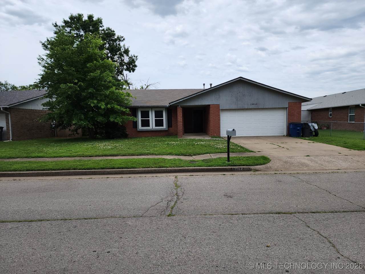 13912 15th Street - Photo 1