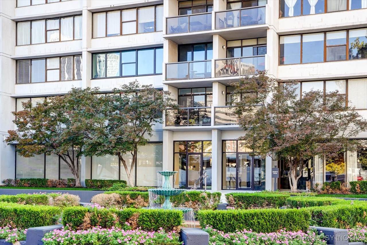 410 7th Street - Photo 1