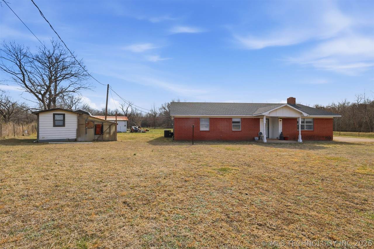 20270 930 Road - Photo 1