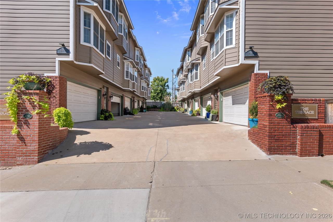 1418 Frisco Avenue - Photo 1