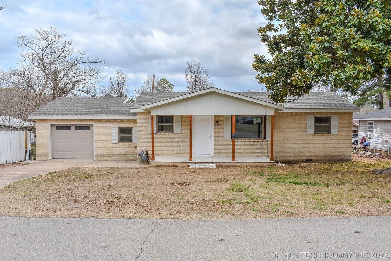 502 G Street - Photo 1