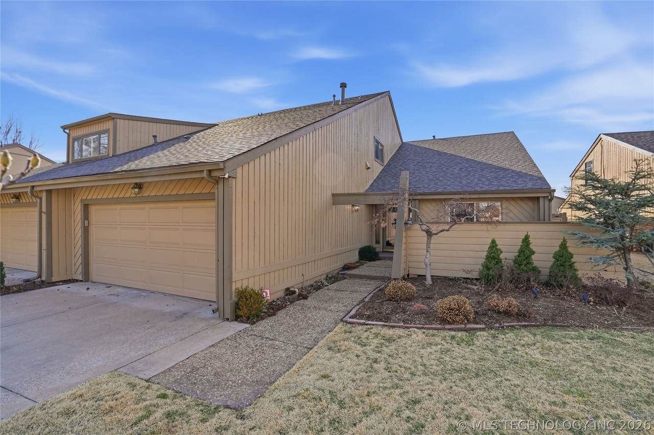 5922 Atlanta Place - Photo 1