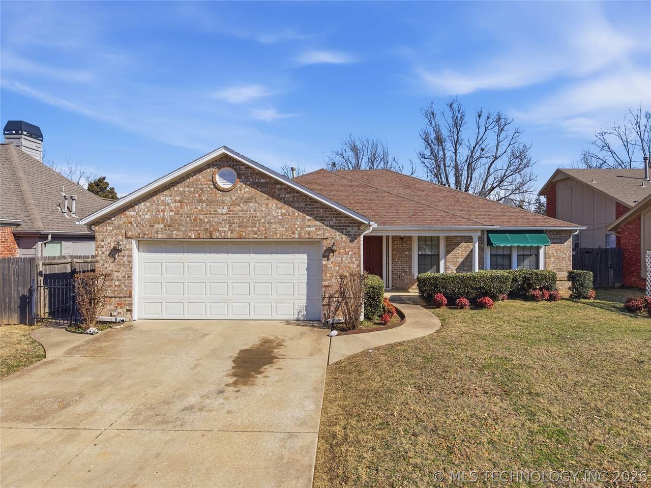 7337 Darlington Avenue - Photo 1