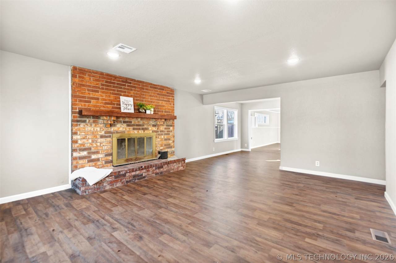 https://bt-photos.global.ssl.fastly.net/tulsa/1280_boomver_1_2606409-2.jpg