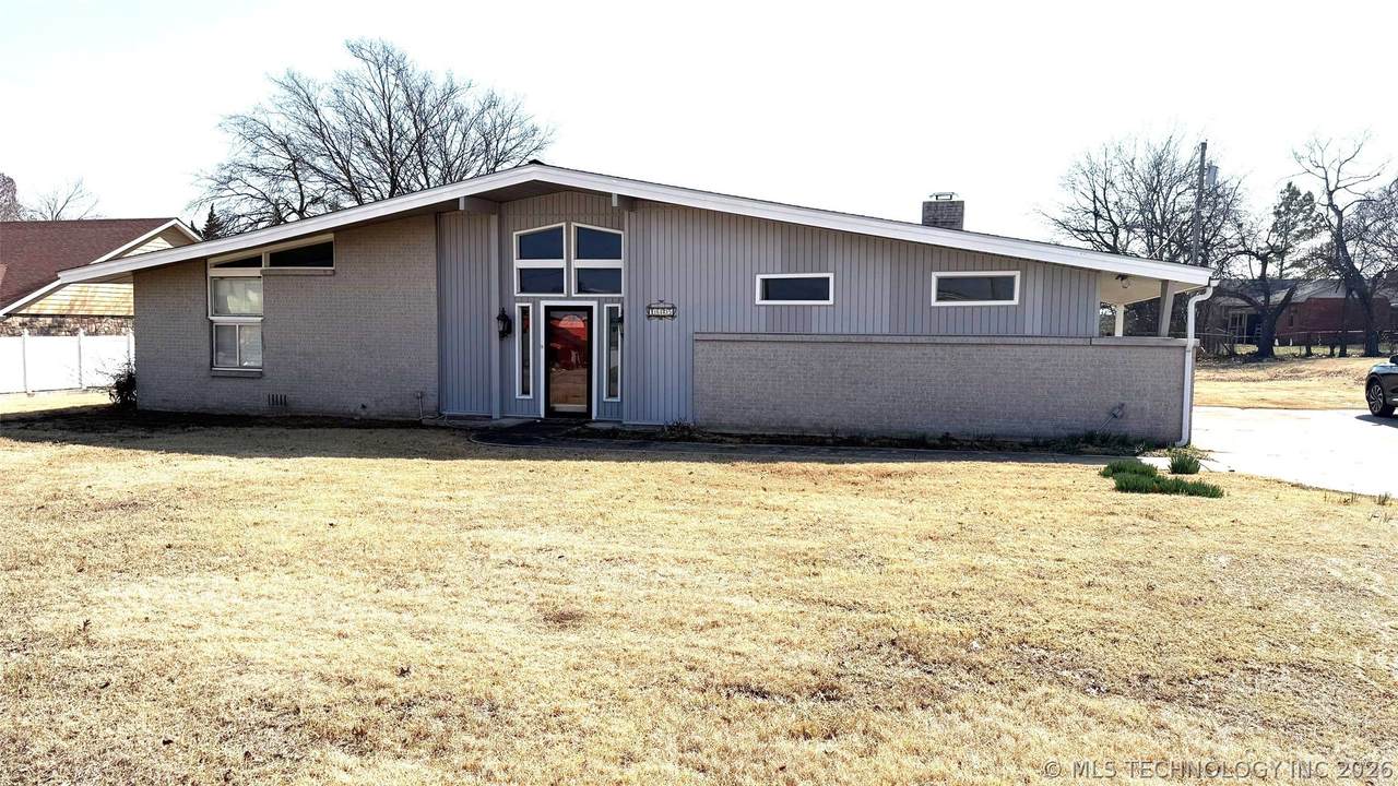 1625 Arlington Street - Photo 1