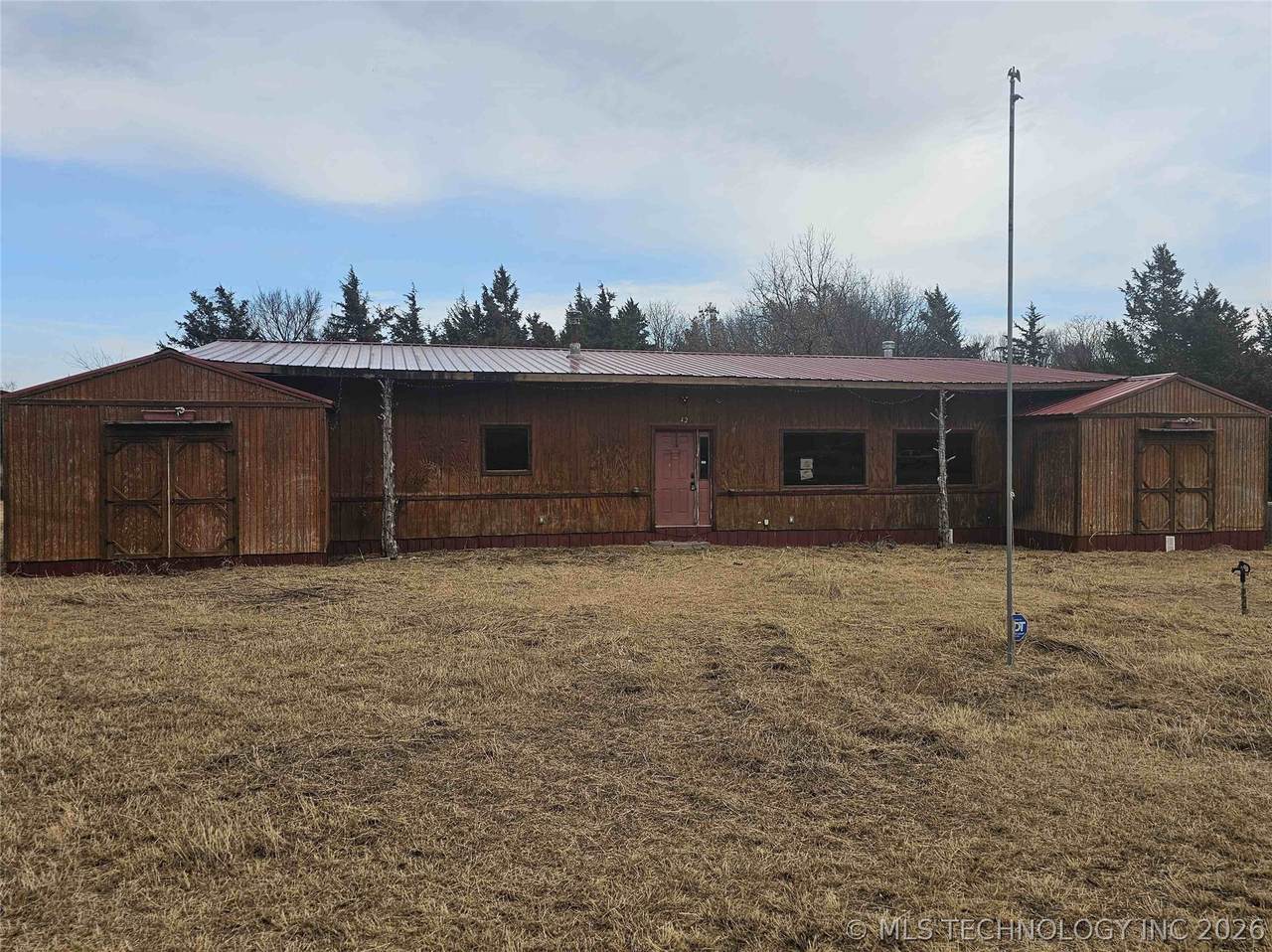 42 Greenbriar Avenue - Photo 1