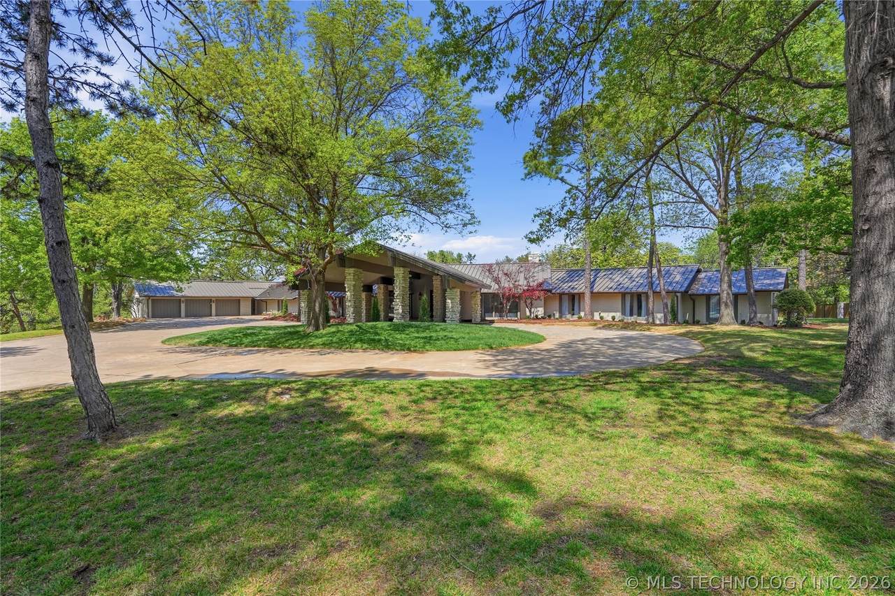 3215 65th Street - Photo 1