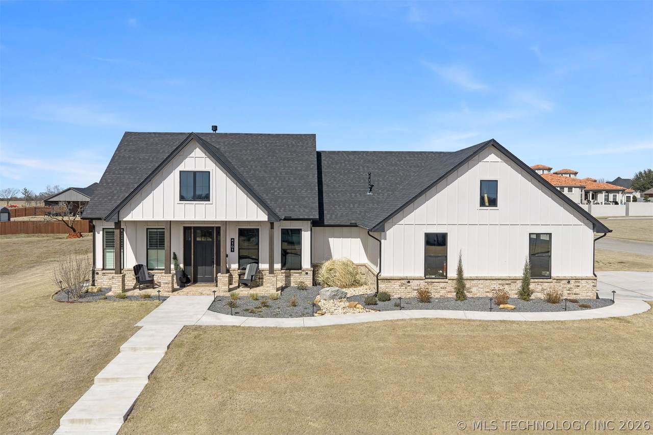 4101 Meadowlark Drive - Photo 1