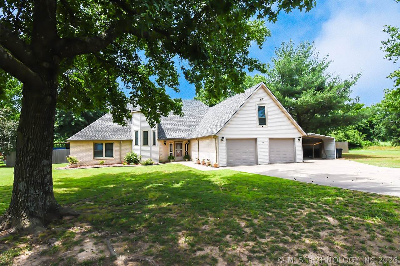 1508 3rd Avenue - Photo 1