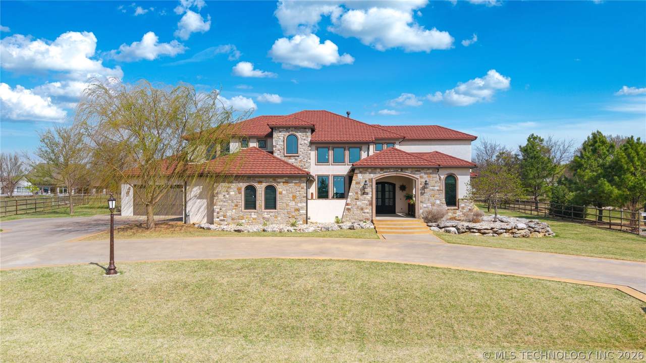 6403 Wildwood Lane - Photo 1