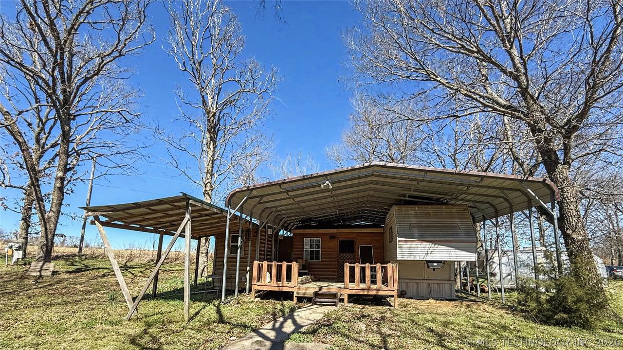 462595 Oakball Drive - Photo 1