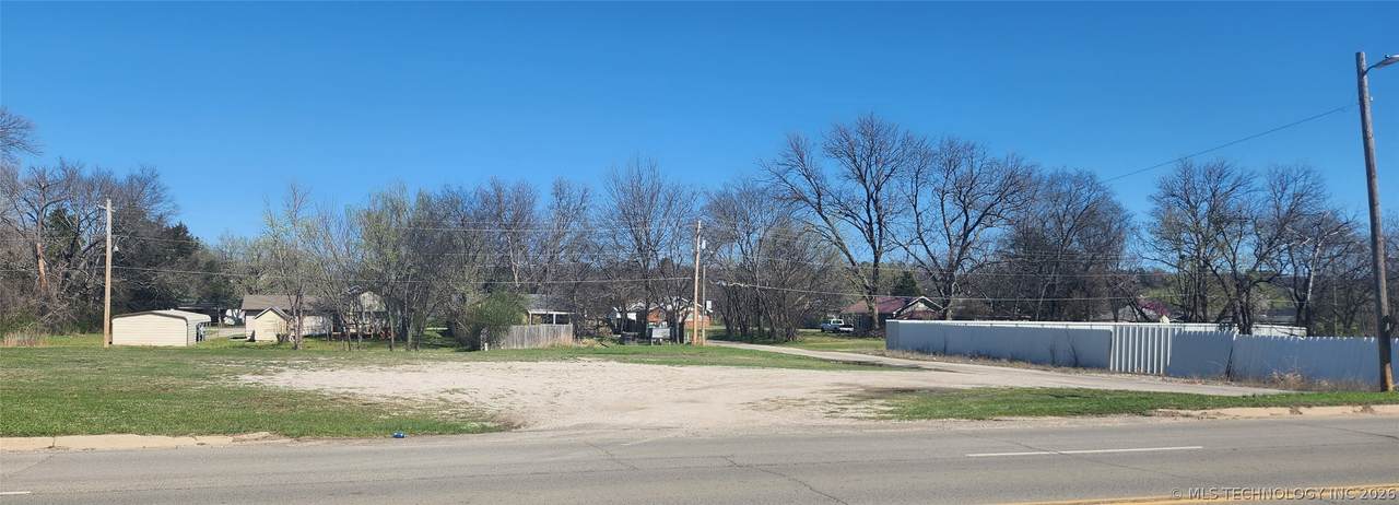 1500 Main Street - Photo 1