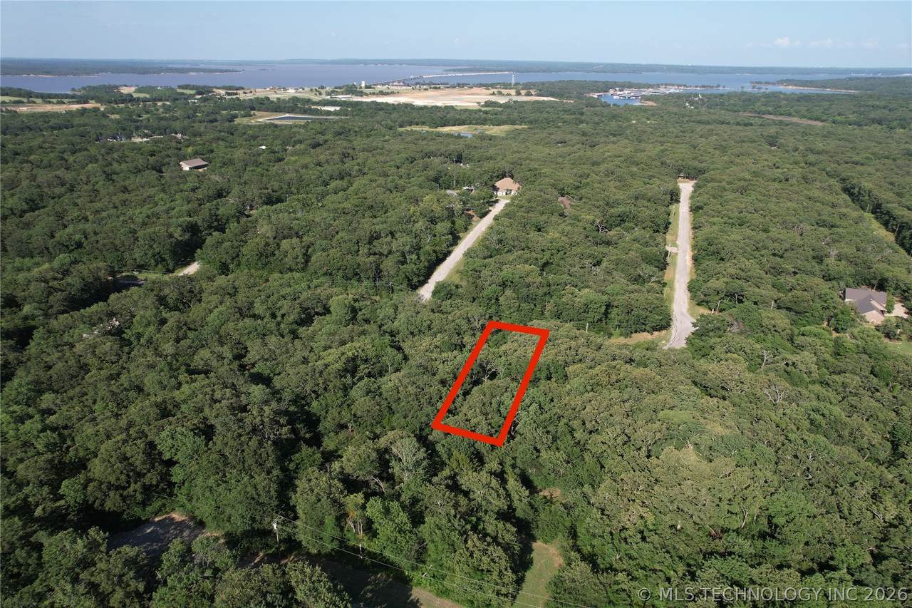 1370 Oak Ridge Drive - Photo 1