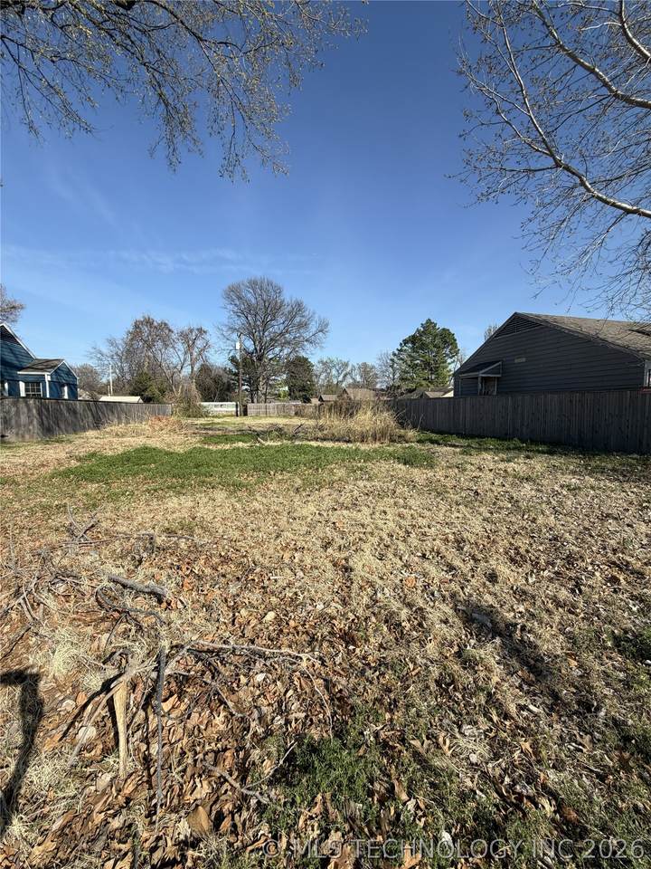 4247 Riverside Drive - Photo 1