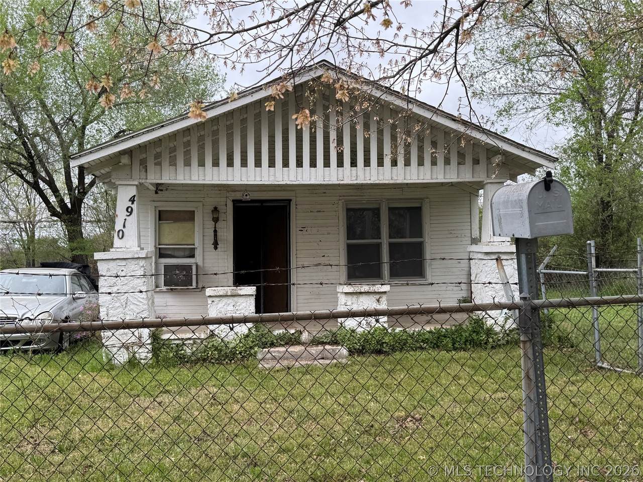 4910 Denison Street - Photo 1