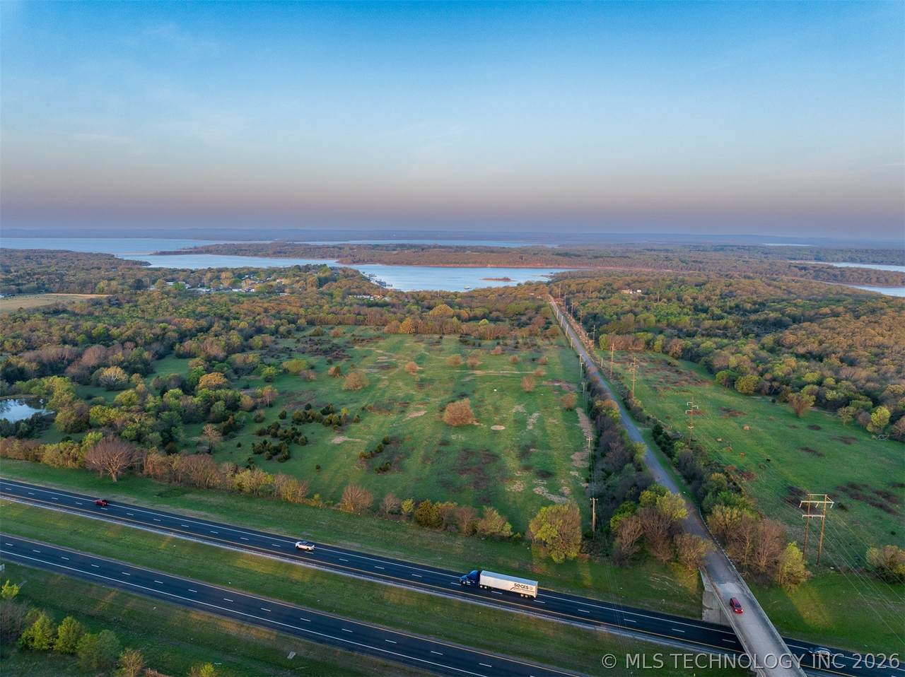 570 1120 Road - Photo 1