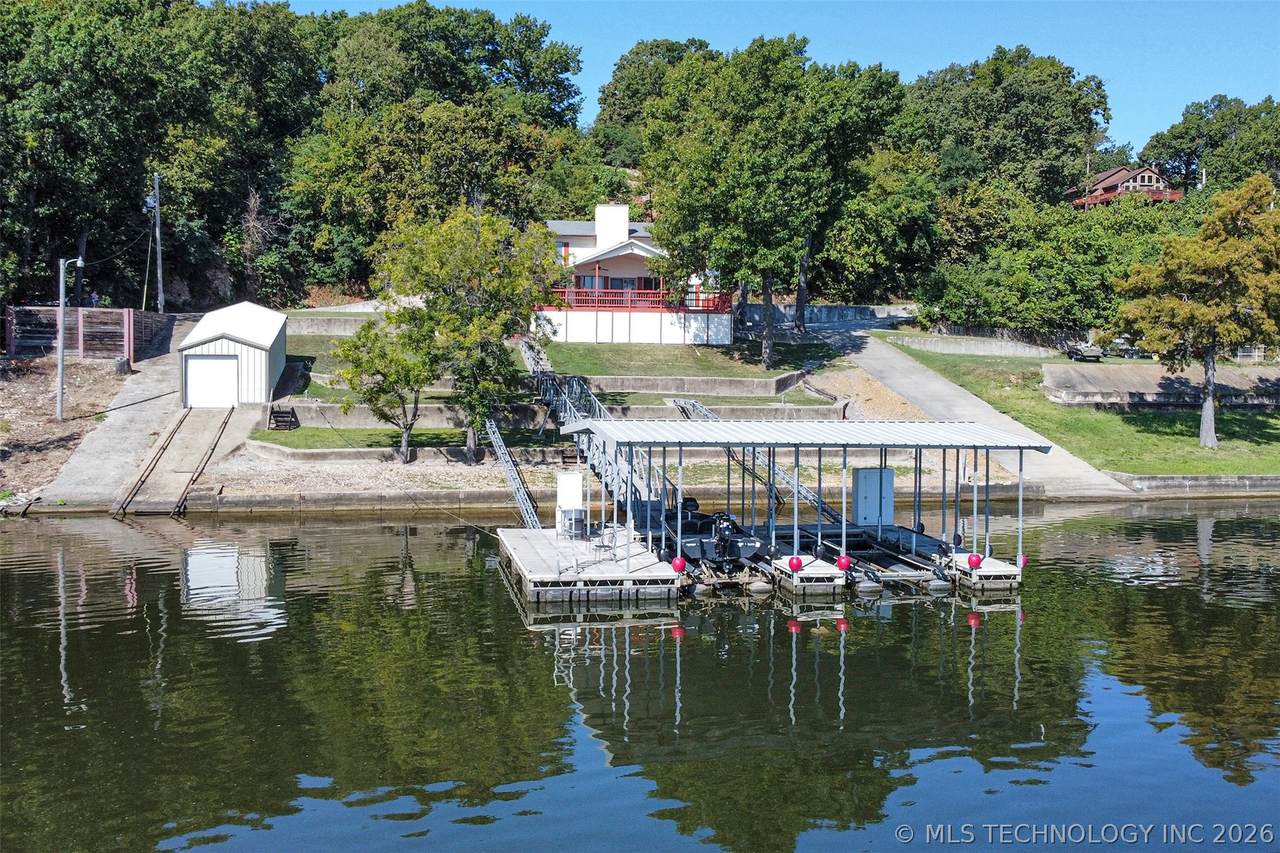 5368 524 Road - Photo 1