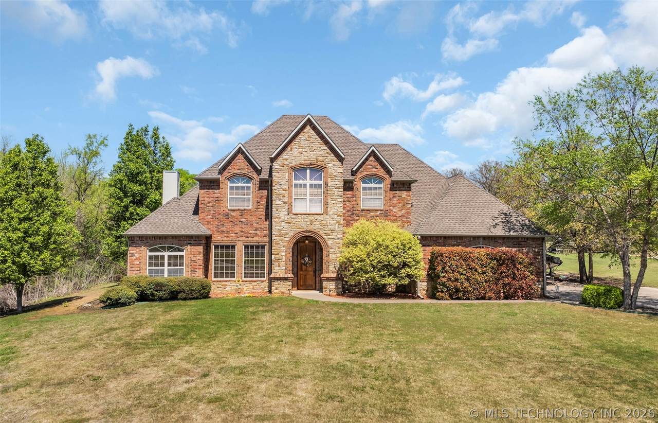 3921 Rolling Hills - Photo 1