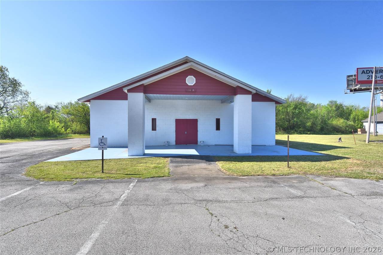 2610 Apache Street - Photo 1