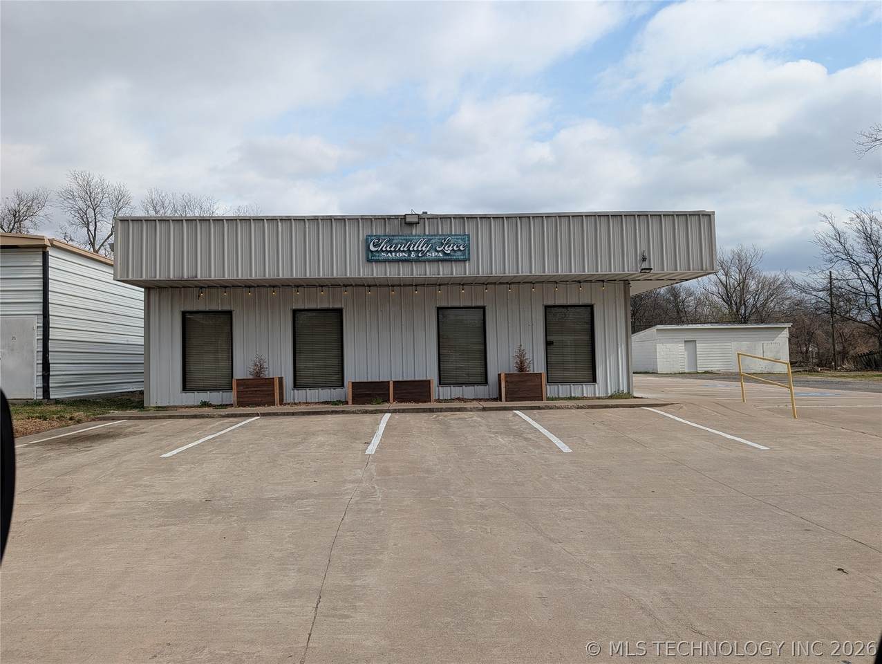 307 Adair Street - Photo 1