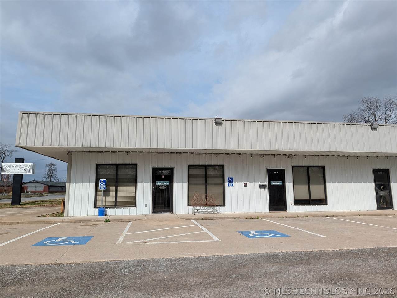 https://bt-photos.global.ssl.fastly.net/tulsa/1280_boomver_1_2612626-2.jpg