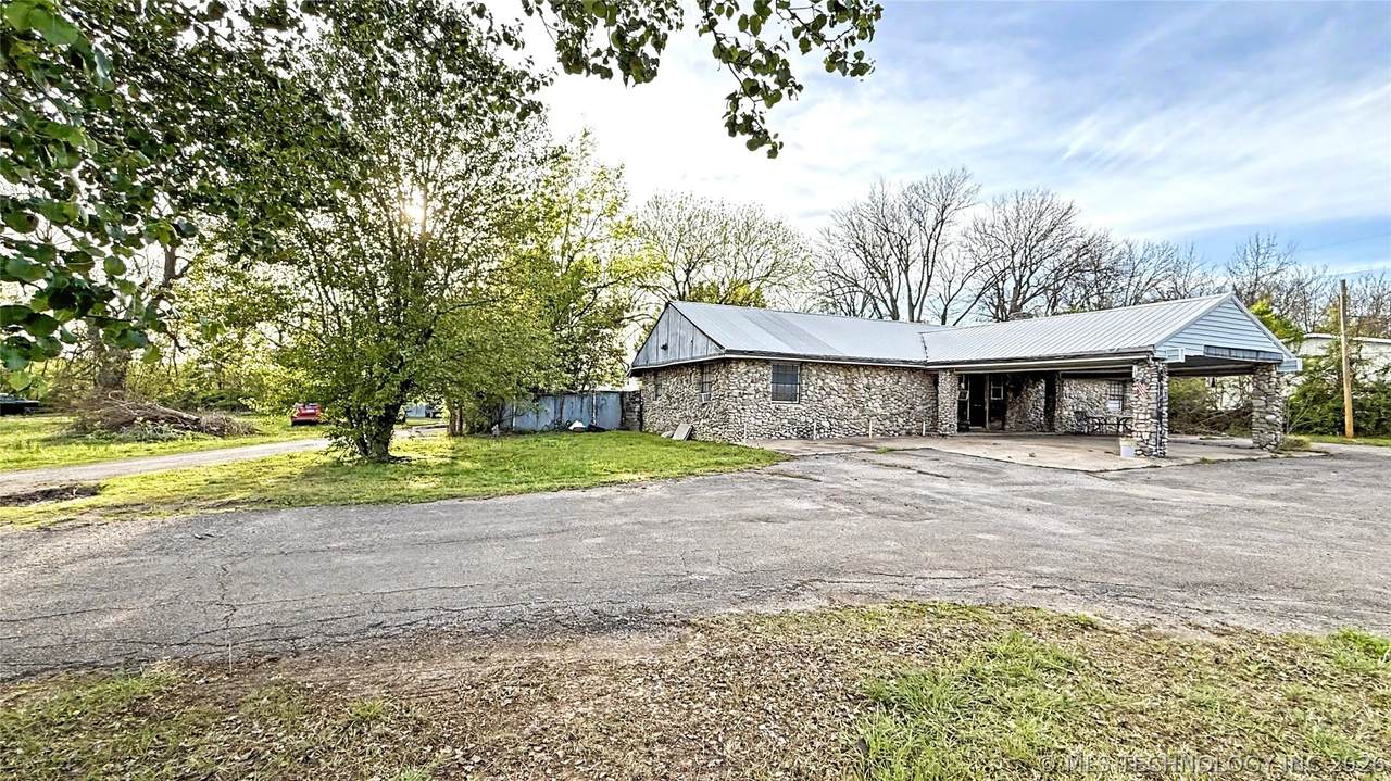 17371 Bryant Road - Photo 1