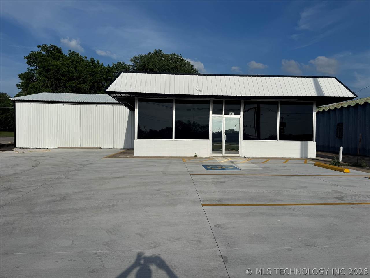 614 Commerce Street - Photo 1