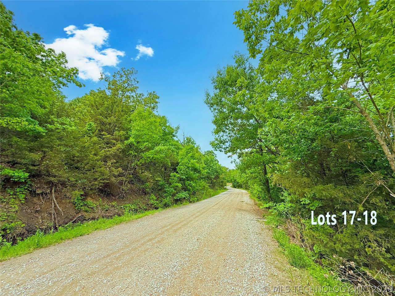 17 Holiday Lane - Photo 1