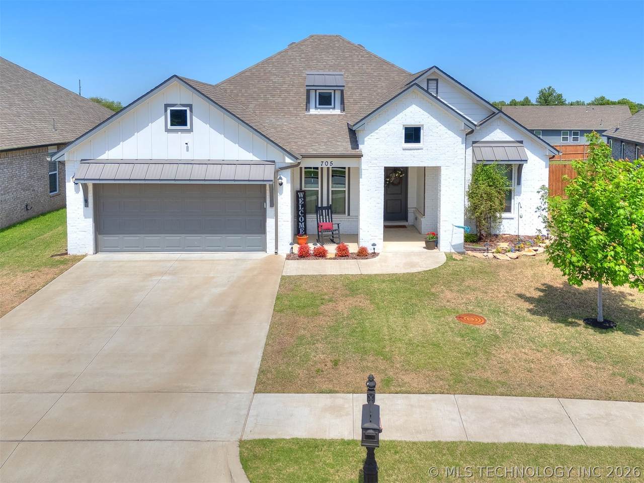 705 53rd Street - Photo 1