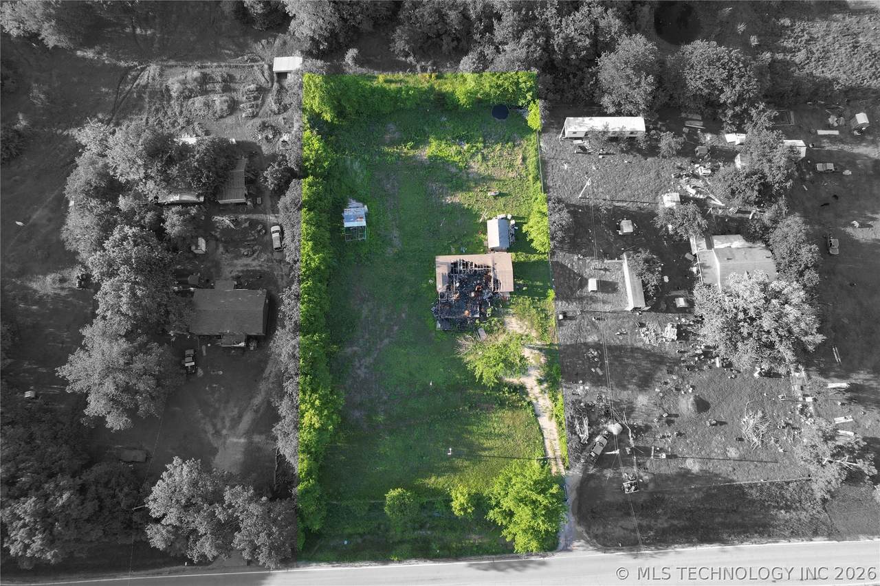 17112 Highway 32 - Photo 1