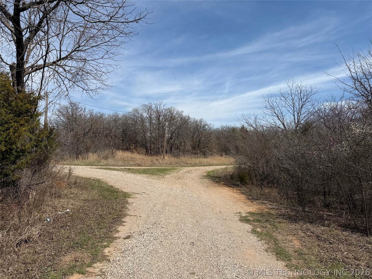 16558 Midway - Photo 1
