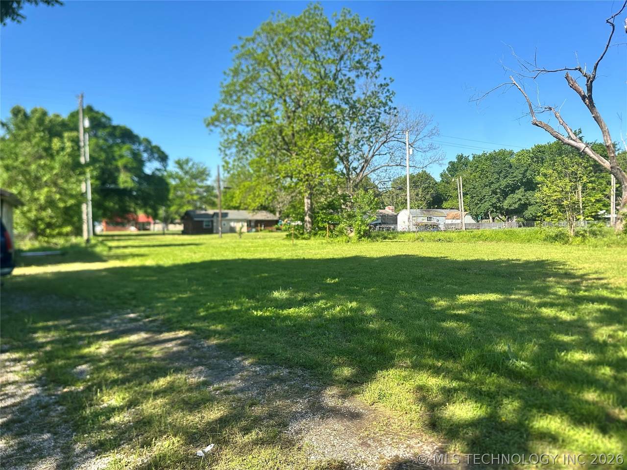 522 6th Street - Photo 1