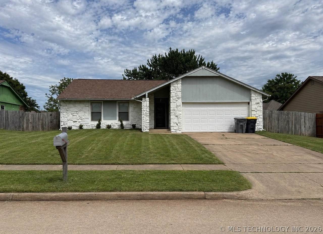 11207 1st Street - Photo 1