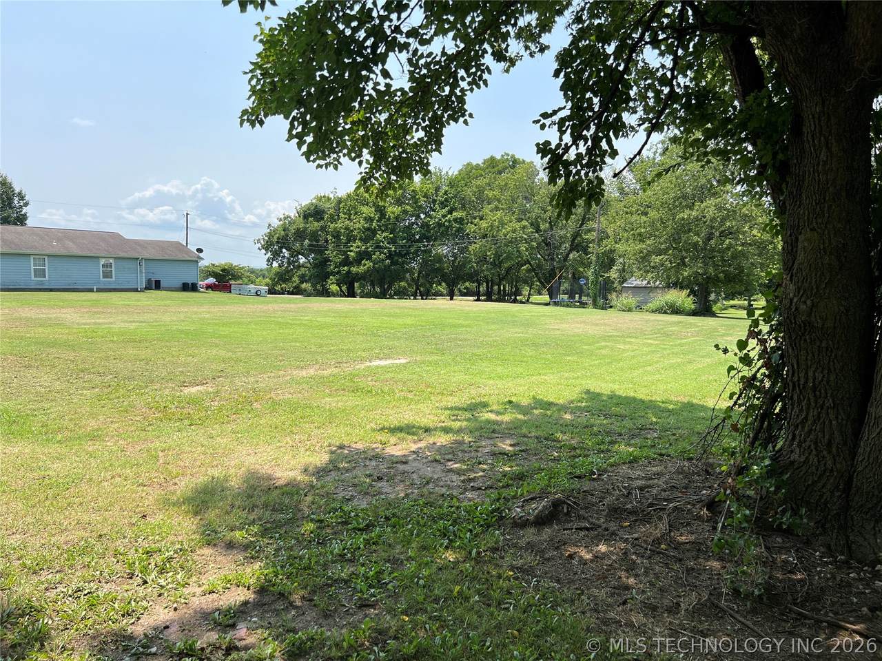 370 Downing Avenue - Photo 1