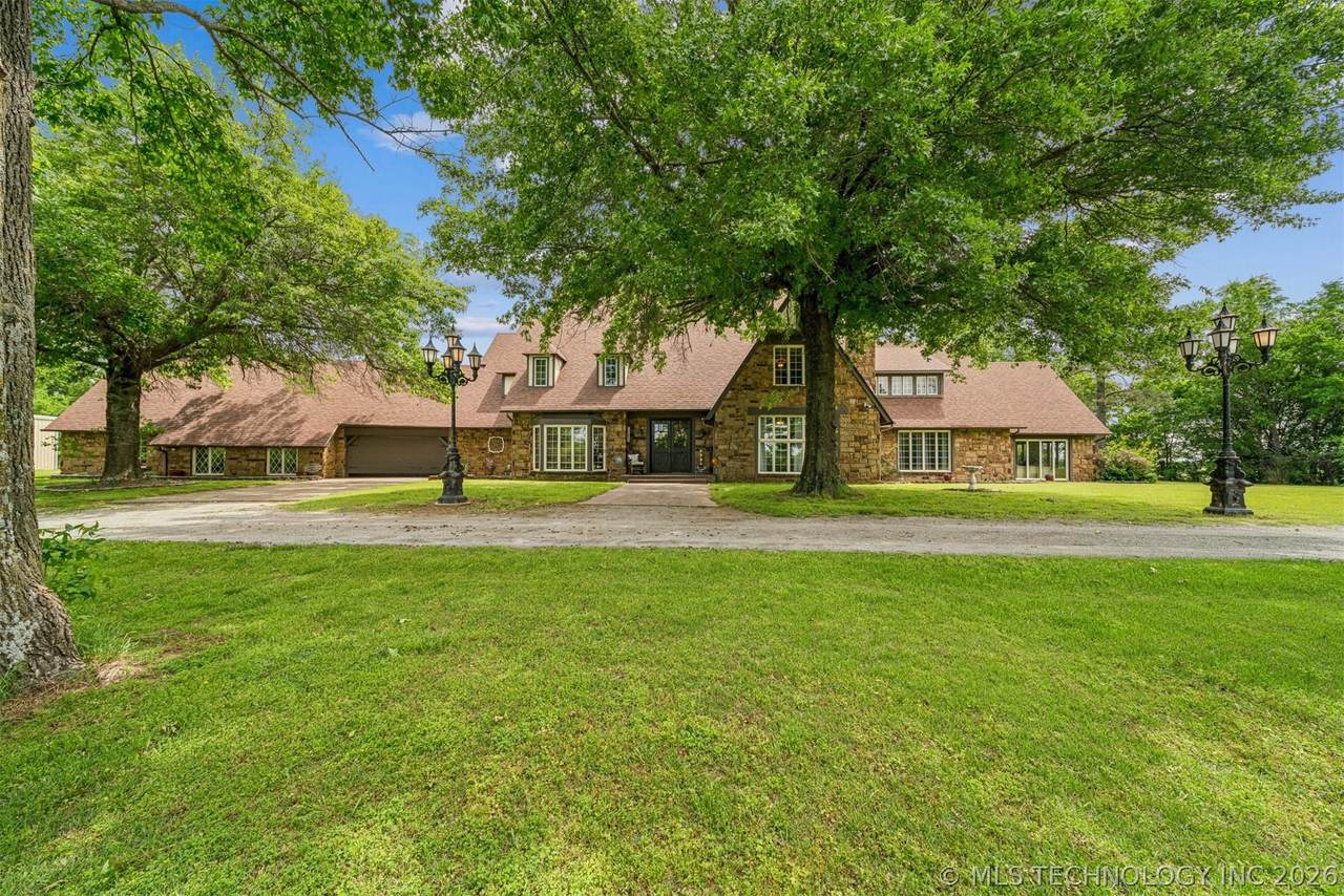 7133 425 R Road - Photo 1