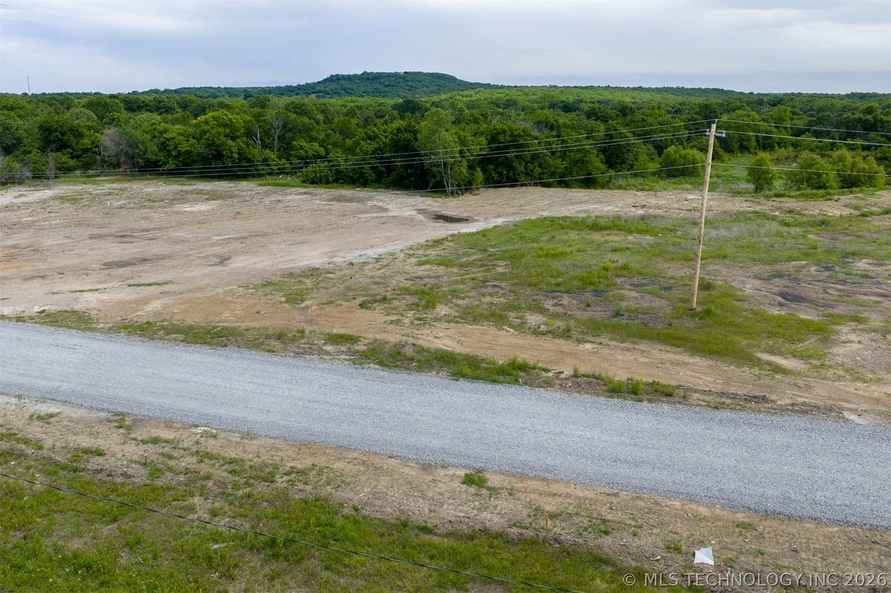0004 Hwy 75 - Photo 1