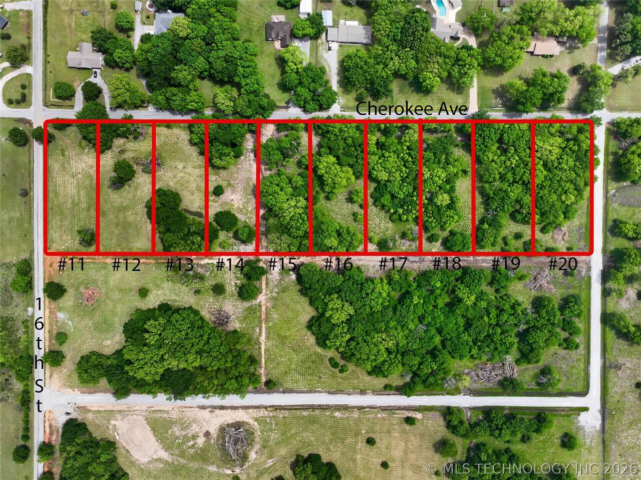 11 Cherokee Avenue - Photo 1