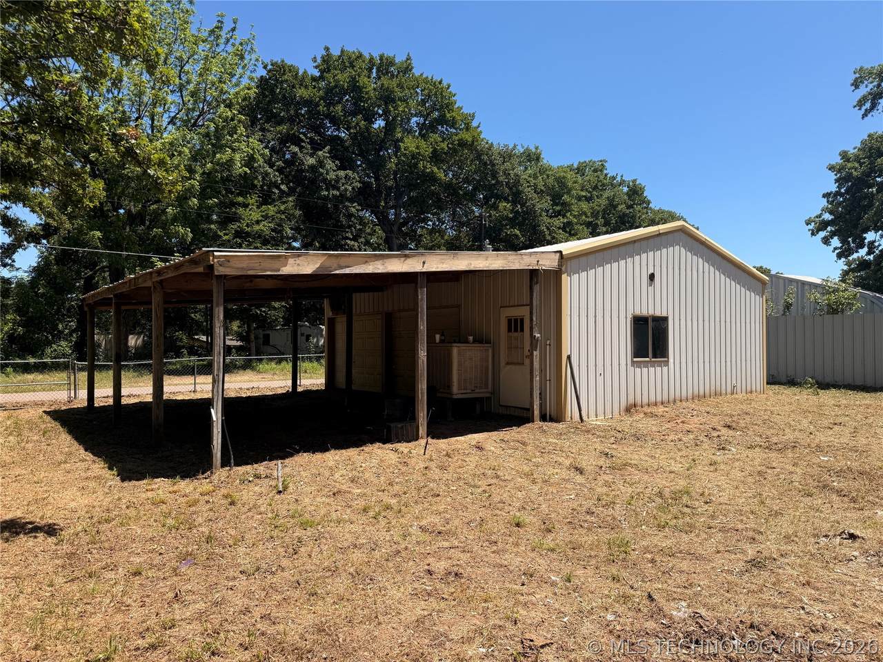 83 Persimmon Street - Photo 1