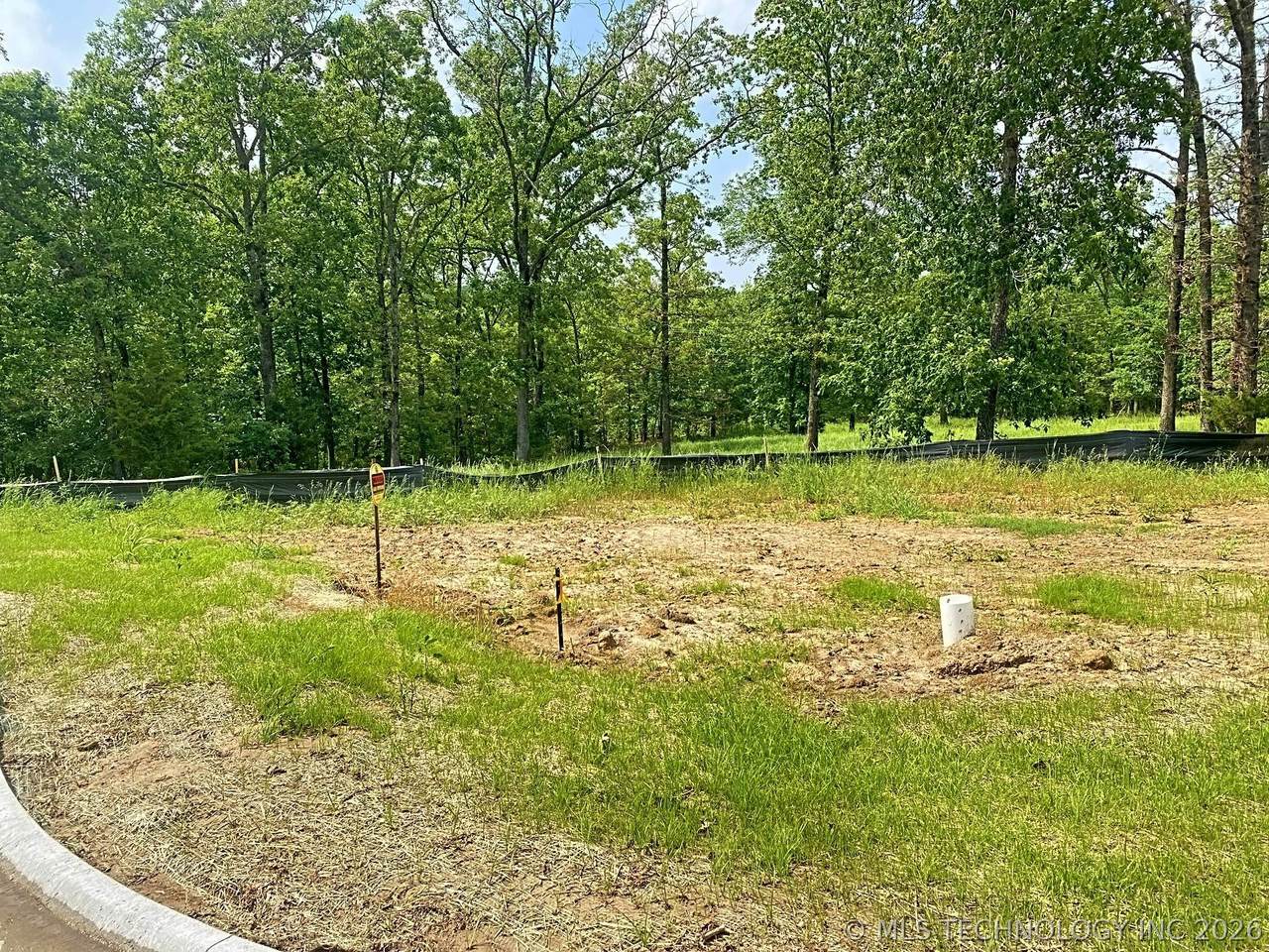 831 Winsor Place - Photo 1