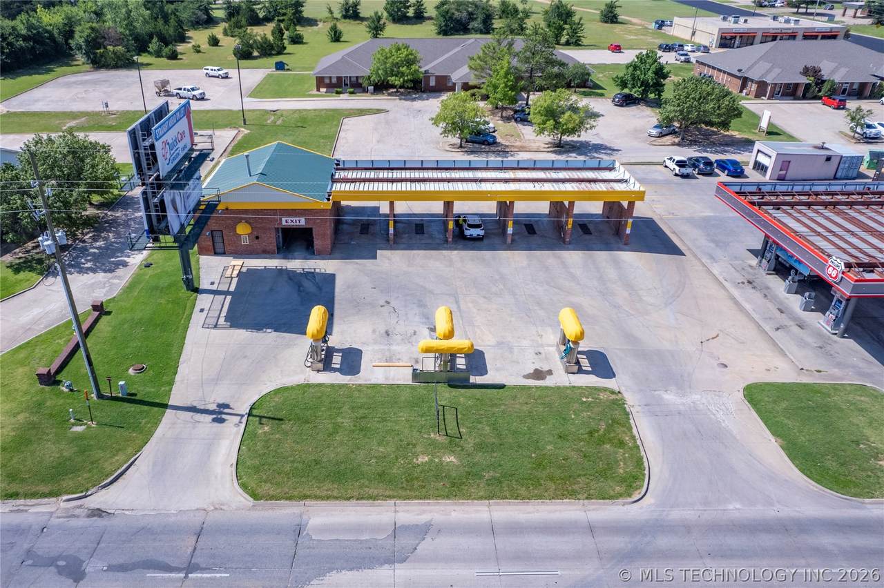 3003 Arlington - Photo 1