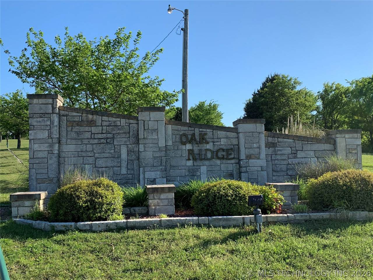 1896 River Oak Court - Photo 1