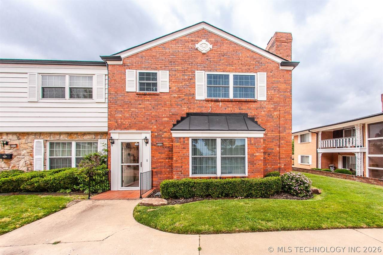 5510 46th Street - Photo 1