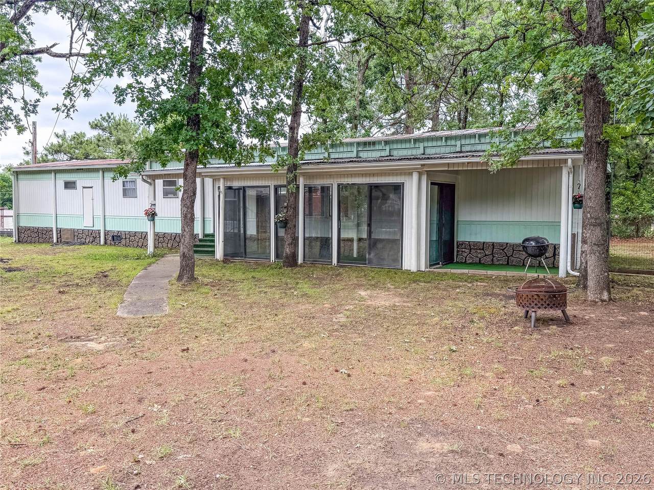 114385 Forest Circle - Photo 1