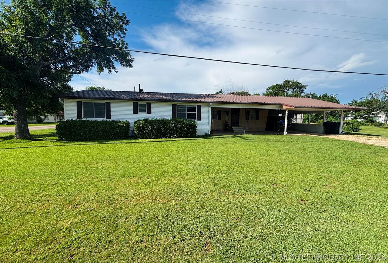 302 2nd Street - Photo 1